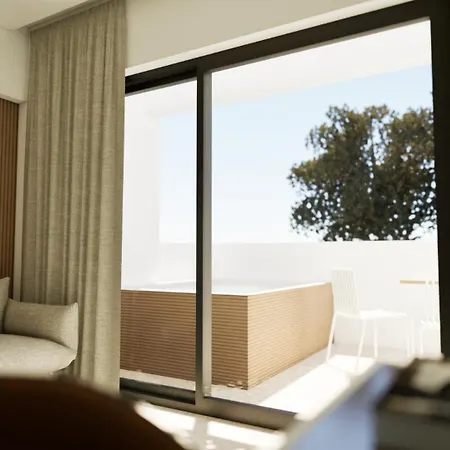 Hotel Aiora