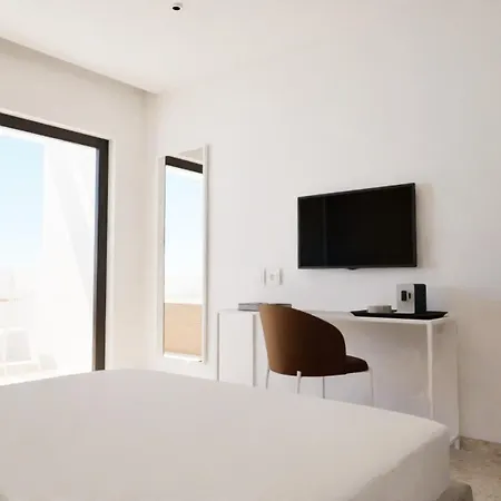 Hotel Aiora 3*