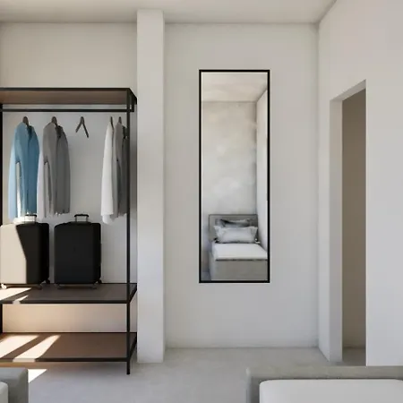 Aiora Hotel 3*