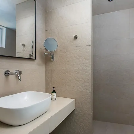 Hotel Aiora Pefki