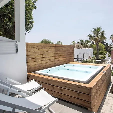 Hotel Aiora 3*