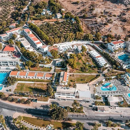Aiora Aqua Hotel 3*